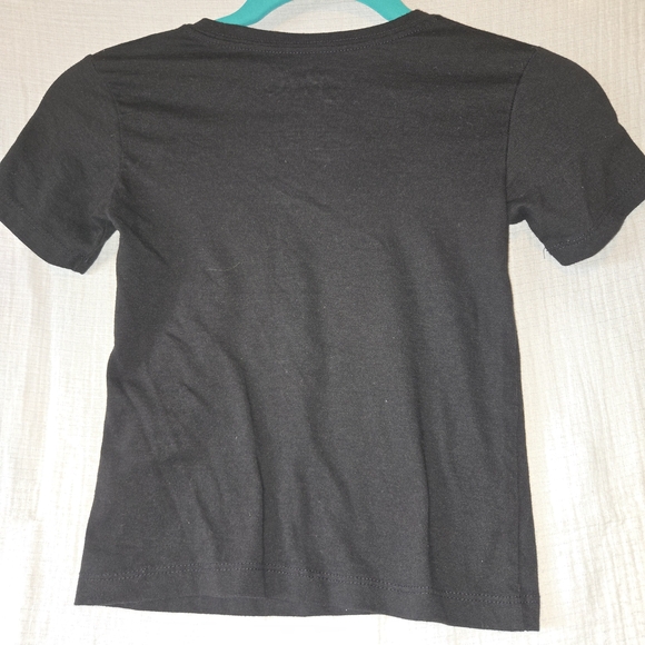 EUC 2PAC Tupac 5t T-Shirt Black Praying - Picture 3 of 3